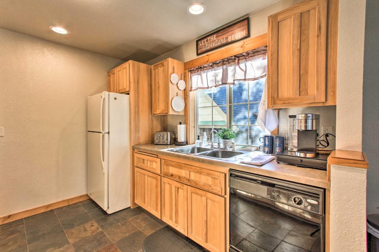 Klamath Falls Cabin Retreat With Deck And Grill! 외부 사진