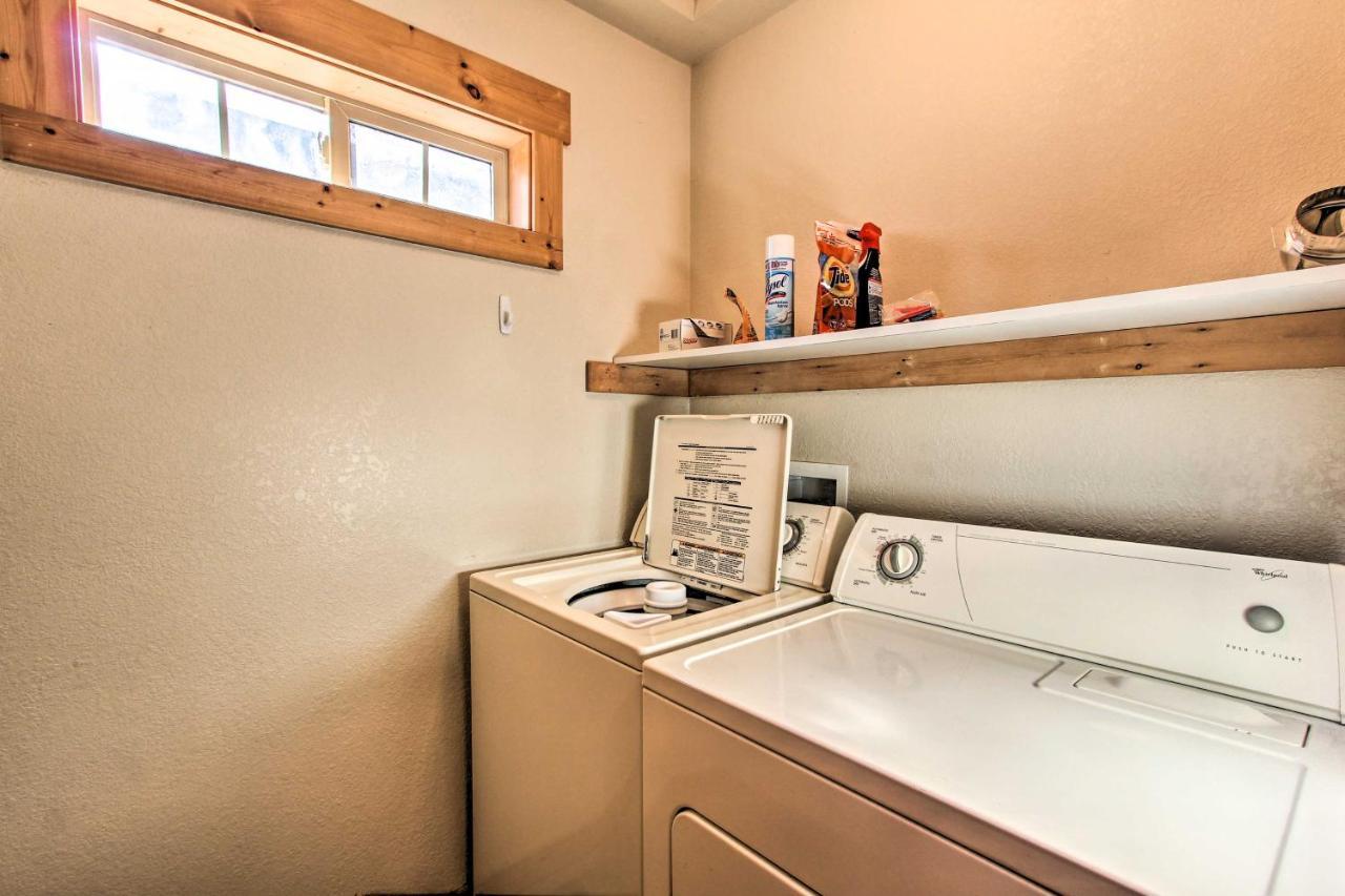 Klamath Falls Cabin Retreat With Deck And Grill! 외부 사진